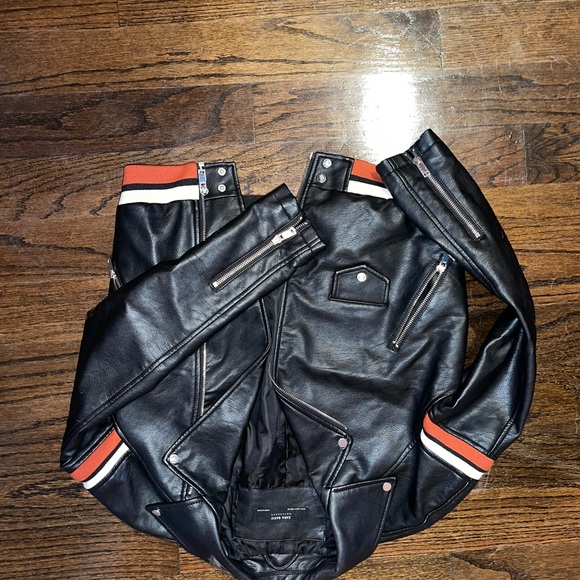Jacket - Picture 2 of 2